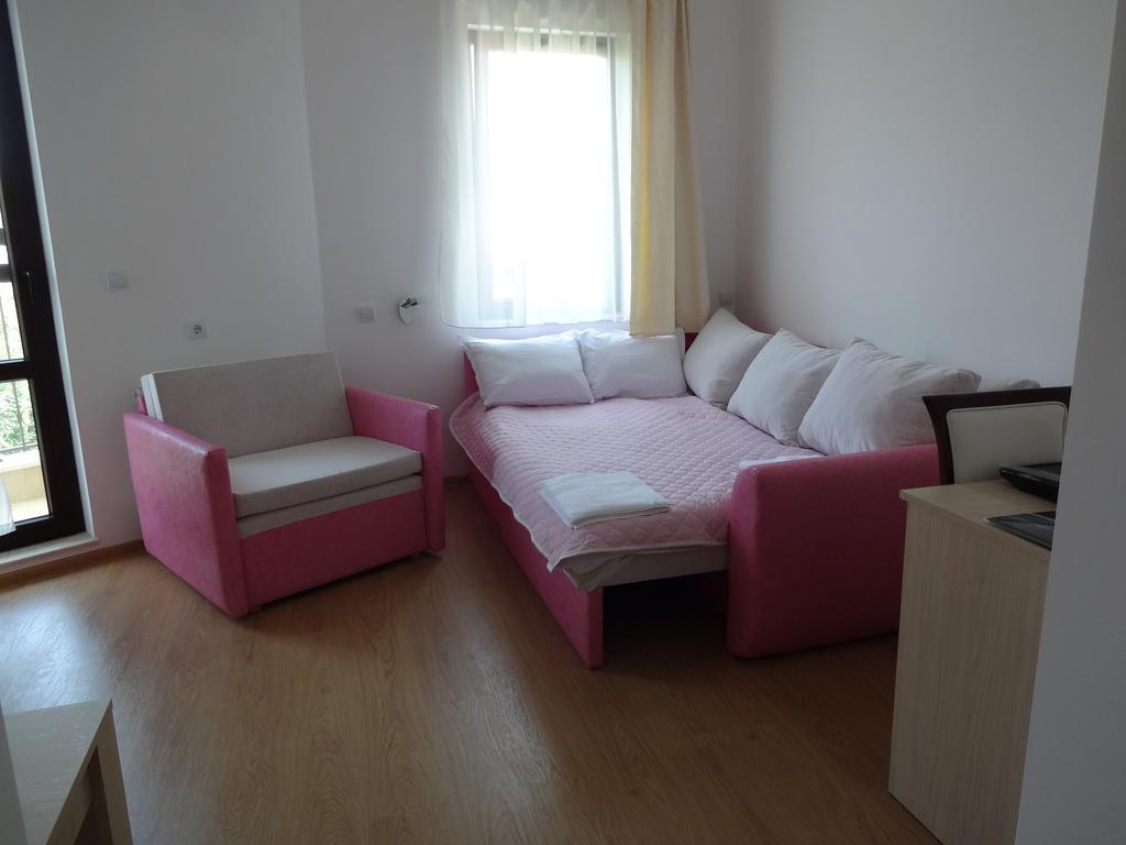 Guest House Nocturno Berkovitsa Rum bild